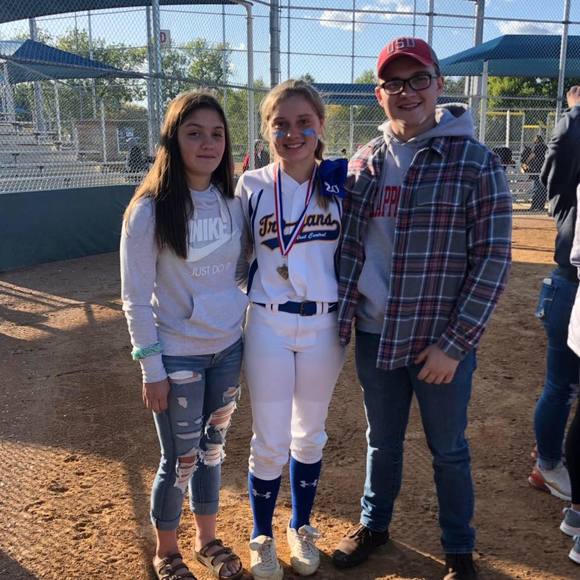 Meet your Posher, Melissa - Picture 1 of 1